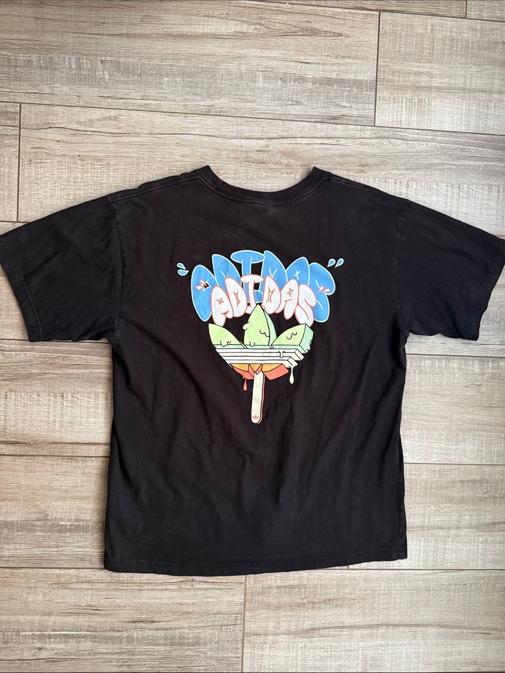Adidas Graphic Tee Large Black Trefoil Ice Cream Popsicle Melting Graffiti